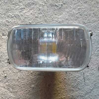 Faro Austin Victoria y Renault 12 TL