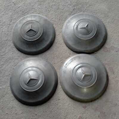 Tapacubos Mercedes Clásico