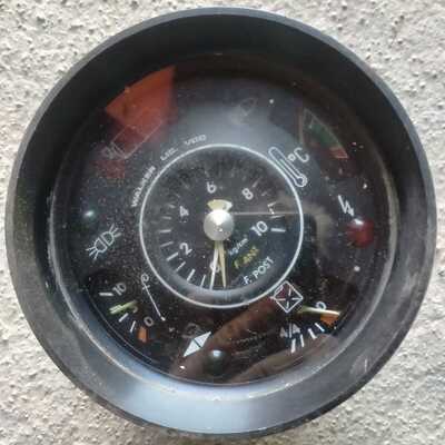 Reloj con cuadro instrumentos Camión Pegaso