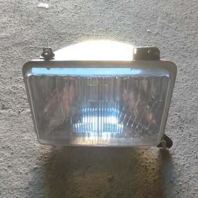 Faro Renault 12 S Faro Renault 12 S