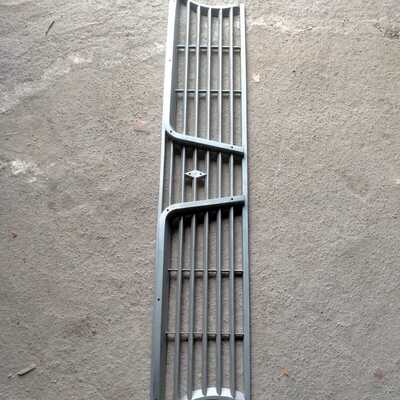 Rejilla Renault 6 primera serie