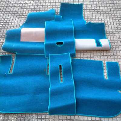 Alfombras moqueta azules SEAT 127 de época