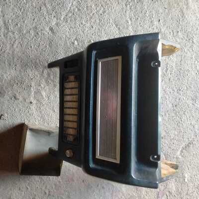 Consola radio SEAT 124 Consola radio SEAT 124