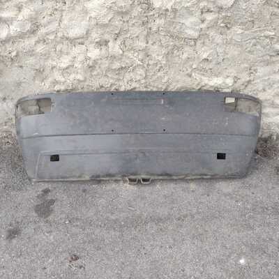 Frente trasero SEAT 127 CL Frente trasero SEAT 127 CL